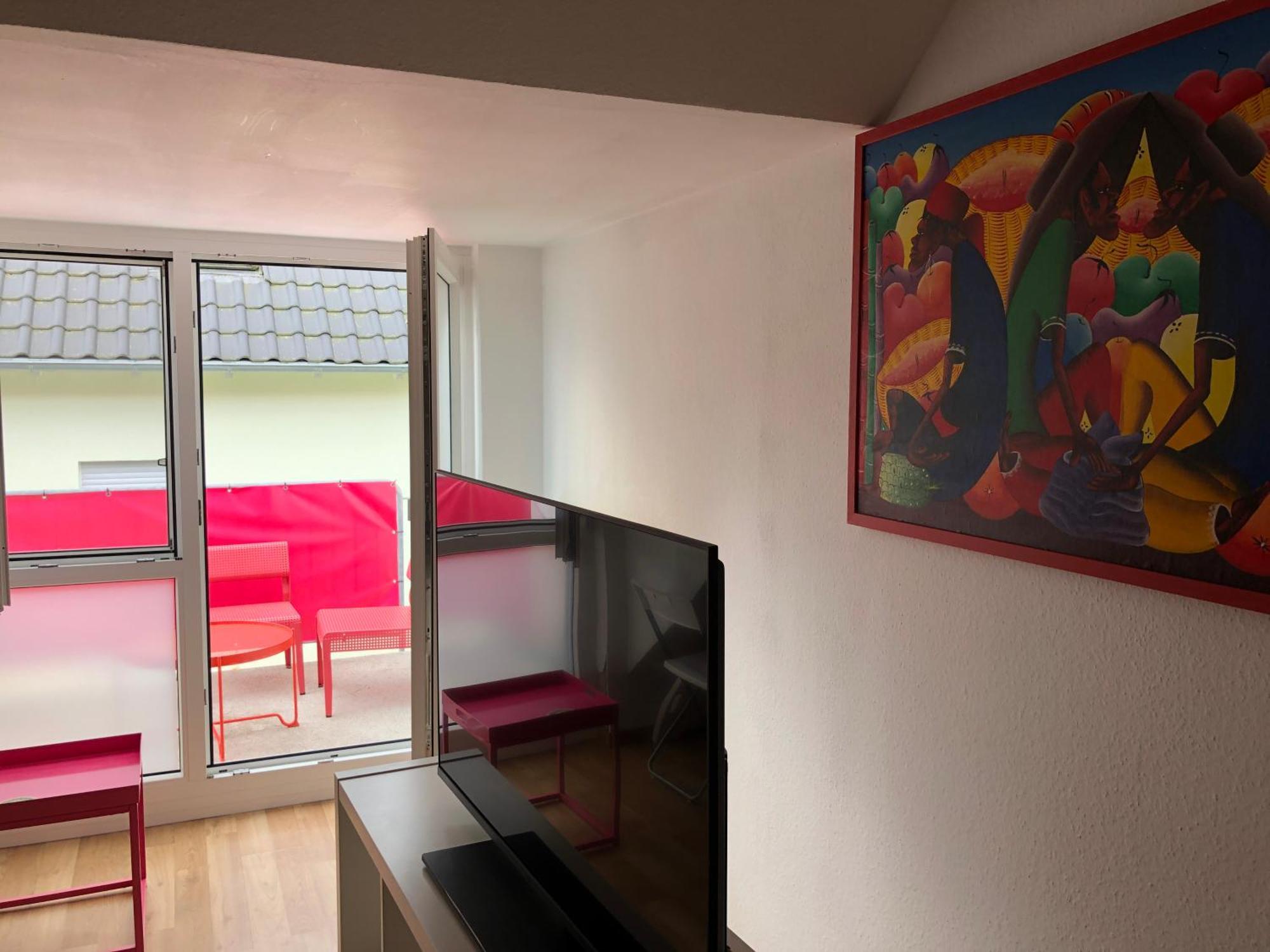 Studio Ochsenfurt Mit Sonnigem Balkon Exterior photo